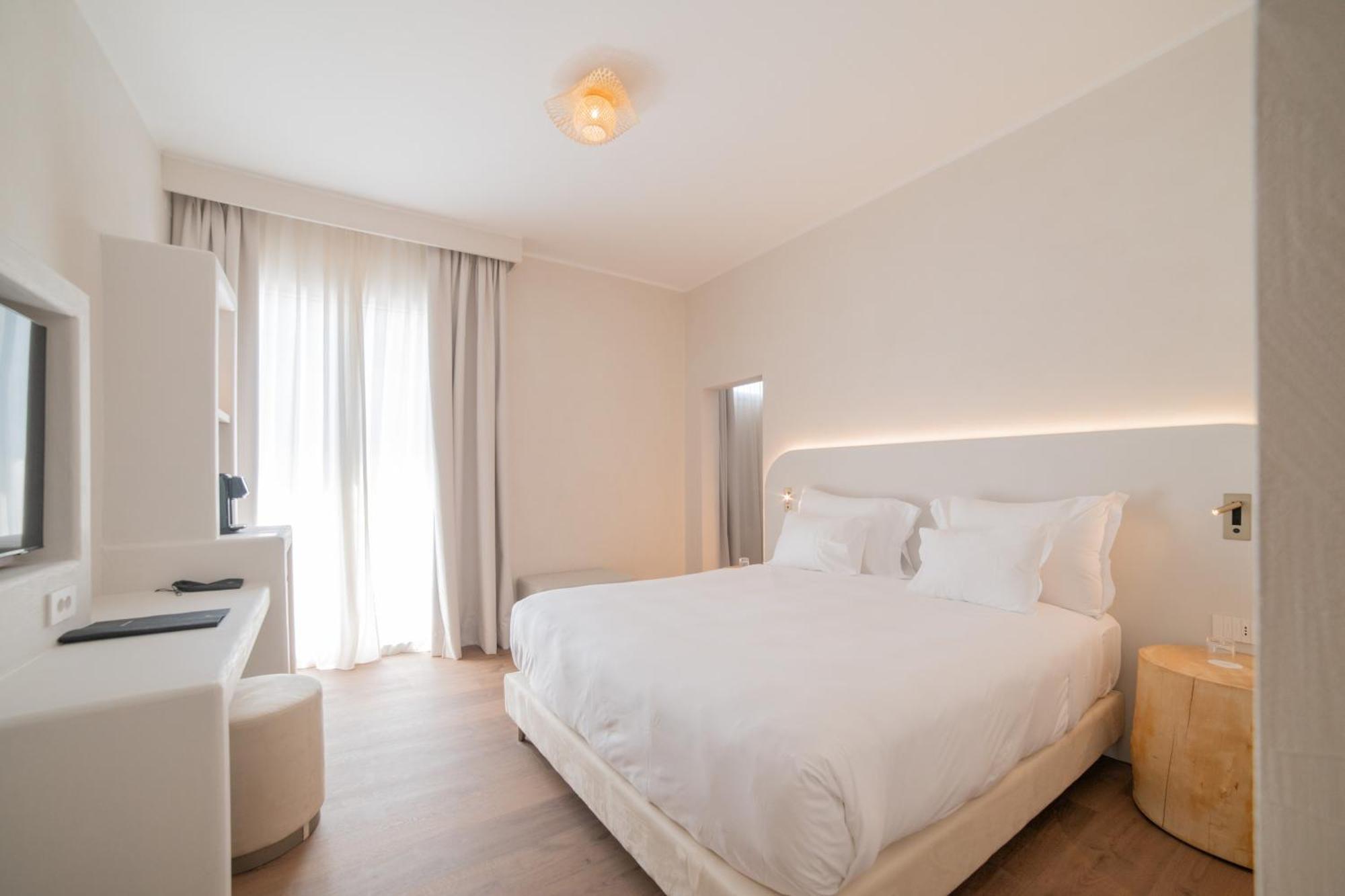 Hi - Lakeview Pool Hotel Sirmione