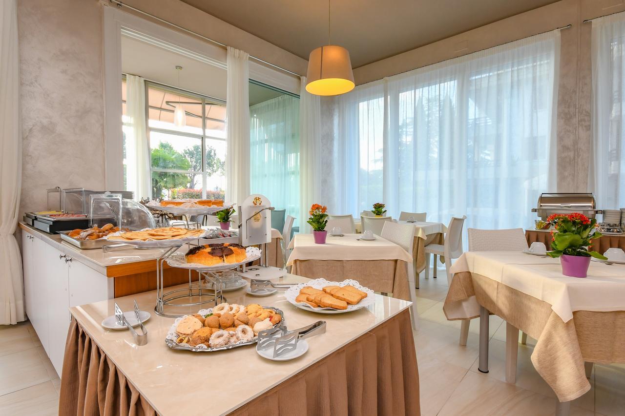 Hotel Hi - Lakeview Pool 3*